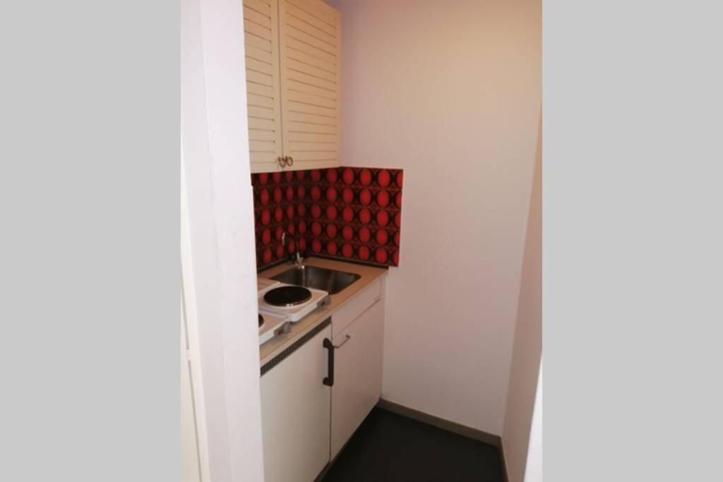 Studio F Am Barfusserplatz Central Old Town Apartment บาเซิล ภายนอก รูปภาพ